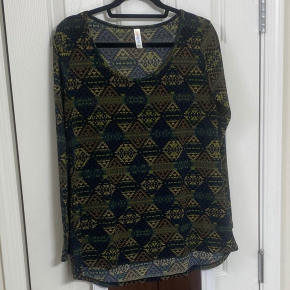 NWOT LulaRoe Lynnae Long Sleeve Top (M) - Picture 1 of 6